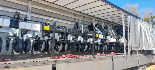 Semoir pour semis simplifié Agrisem Strip-Cat II porté Repliable