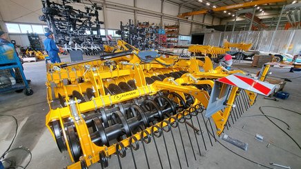 Déchaumeur à disques Agrisem Disc-O-Mulch Gold porté Repliable