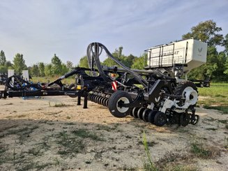 Semoir pour semis simplifié Agrisem Strip-Cat II traîné Repliable