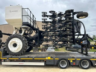 Semoir pour semis simplifié Agrisem Strip-Cat II traîné Repliable