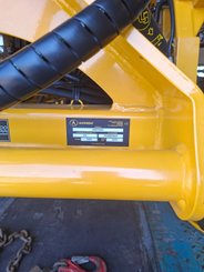 Semoir pour semis simplifié Agrisem Vibrosem porté Repliable