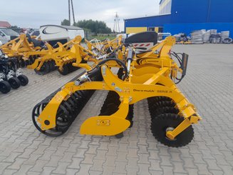 Déchaumeur à disques Agrisem Disc-O-Mulch Série R porté Repliable