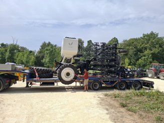 Semoir pour semis simplifié Agrisem Strip-Cat II traîné Repliable