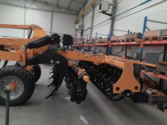 Déchaumeur Agrisem Maximulch Série 5 traîné Fixe