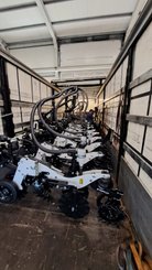 Semoir pour semis simplifié Agrisem Strip-Cat II porté Repliable