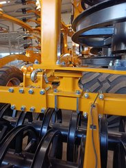 Déchaumeur à disques Agrisem Disc-O-Mulch Gold traîné Repliable