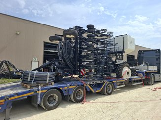 Semoir pour semis simplifié Agrisem Strip-Cat II traîné Repliable