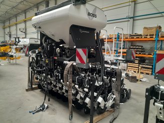 Semoir pour semis simplifié Agrisem BOSS Dual porté F