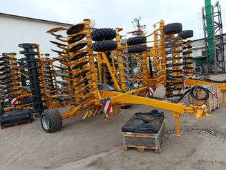 Déchaumeur à disques Agrisem Disc-O-Mulch Série R traîné Repliable