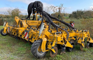 Semoir pour semis simplifié Agrisem Tri-O-Sem porté Repliable