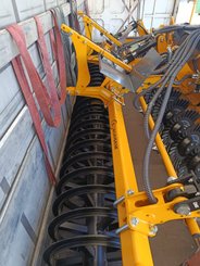 Déchaumeur à disques Agrisem Disc-O-Mulch Série R porté Repliable