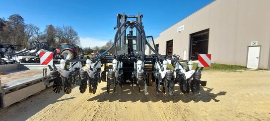 Semoir pour semis simplifié Agrisem Strip-Cat II porté Fixe