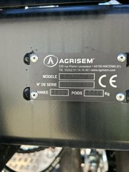 Semoir pour semis simplifié Agrisem Strip-Cat II porté Repliable