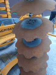 Déchaumeur à disques Agrisem Disc-O-Mulch Gold traîné Repliable