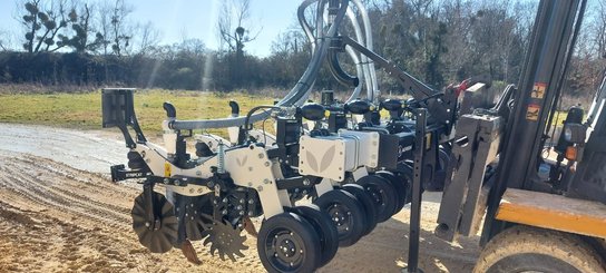 Semoir pour semis simplifié Agrisem Strip-Cat II porté Fixe