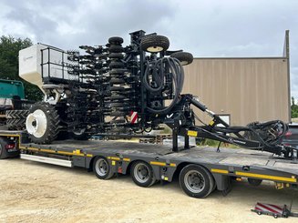 Semoir pour semis simplifié Agrisem Strip-Cat II traîné Repliable