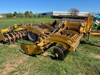 Déchaumeur à disques Agrisem Disc-O-Mulch Gold traîné Repliable