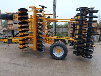 Déchaumeur à disques Agrisem Disc-O-Mulch Gold traîné Repliable