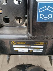 Semoir pour semis simplifié Agrisem BOSS Repliable