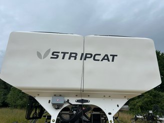 Semoir pour semis simplifié Agrisem Strip-Cat II traîné Repliable