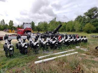 Semoir pour semis simplifié Agrisem Strip-Cat II porté Repliable