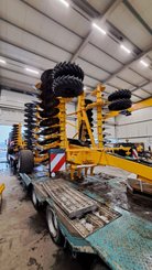 Déchaumeur à disques Agrisem Disc-O-Mulch Série R traîné Repliable