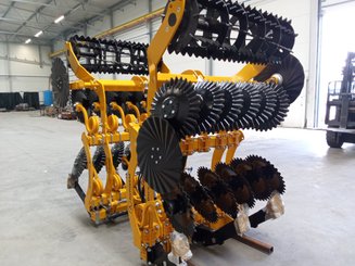 Déchaumeur à disques Agrisem Disc-O-Vigne