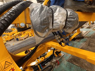 Semoir pour semis simplifié Agrisem Vibrosem porté Repliable