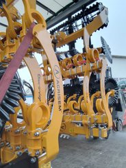 Déchaumeur à disques Agrisem Disc-O-Vigne Fixe