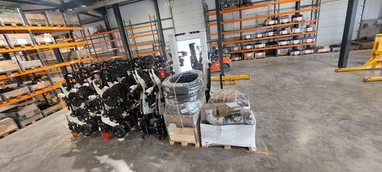 Semoir pour semis simplifié Agrisem Strip-Cat II porté Repliable