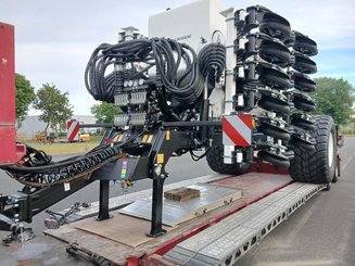 Semoir pour semis simplifié Agrisem BOSS Trainé 4/7.5m