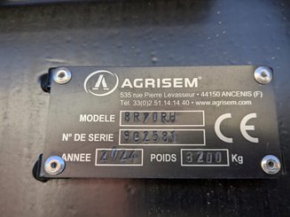 Semoir pour semis simplifié Agrisem Strip-Cat II porté Repliable