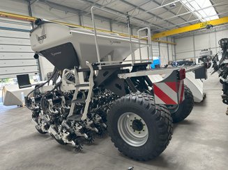 Semoir pour semis simplifié Agrisem BOSS Trainé 3/4m