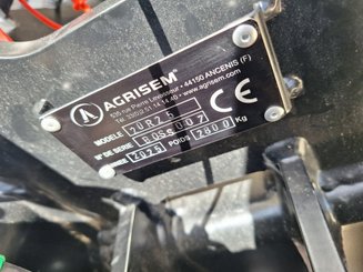 Semoir pour semis simplifié Agrisem BOSS Repliable