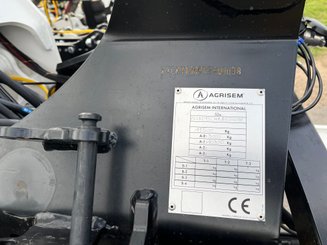 Semoir pour semis simplifié Agrisem Strip-Cat II traîné Repliable