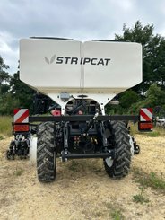 Semoir pour semis simplifié Agrisem Strip-Cat II traîné Repliable