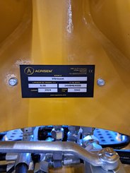 Semoir pour semis simplifié Agrisem Vibrosem porté Repliable