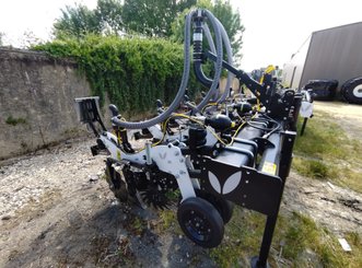 Semoir pour semis simplifié Agrisem Strip-Cat II porté Fixe