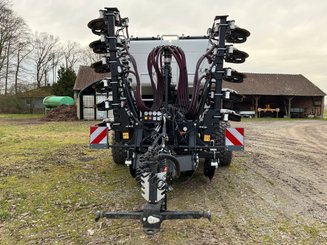 Semoir pour semis simplifié Agrisem BOSS Trainé 4/7.5m