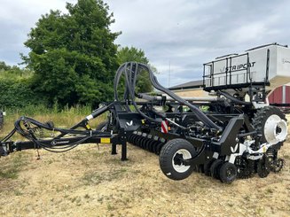 Semoir pour semis simplifié Agrisem Strip-Cat II traîné Repliable
