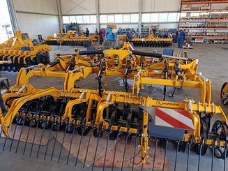 Déchaumeur à dents Agrisem Smartplow porté Repliable