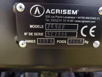 Semoir pour semis simplifié Agrisem Strip-Cat II porté Fixe