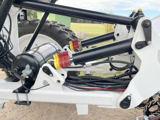 Semoir pour semis simplifié Agrisem Strip-Cat II traîné Repliable