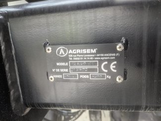 Semoir pour semis simplifié Agrisem Strip-Cat II traîné Repliable
