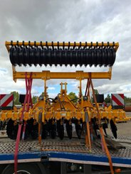 Déchaumeur à disques Agrisem Disc-O-Mulch Gold porté Fixe