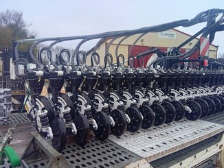 Semoir pour semis simplifié Agrisem BOSS Dual porté R