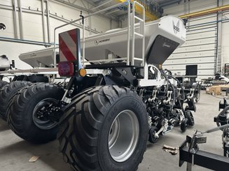 Semoir pour semis simplifié Agrisem mBOSS Rétractable