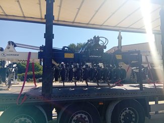 Semoir pour semis simplifié Agrisem Strip-Cat II porté Repliable