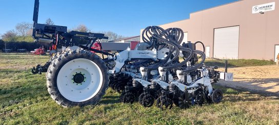 Semoir pour semis simplifié Agrisem Strip-Cat II traîné Repliable