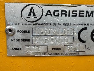 Déchaumeur à dents Agrisem Vibromulch traîné Repliable